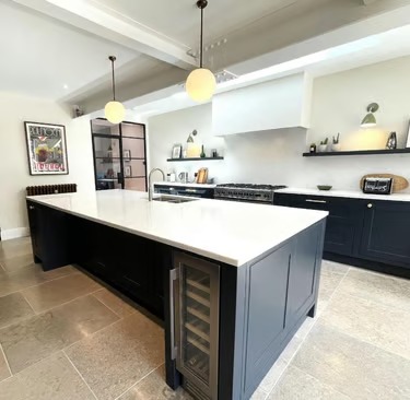 Quartz worktops Tynemouth - RH Stone Surfaces 01914545600 - Quartz kitchen worktops Tynemouth
