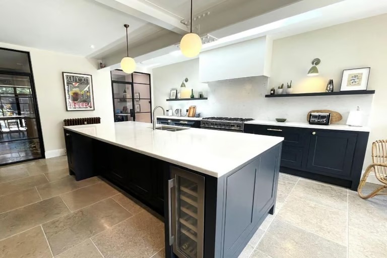 Quartz worktops Tynemouth - RH Stone Surfaces 01914545600 - Quartz kitchen worktops Tynemouth